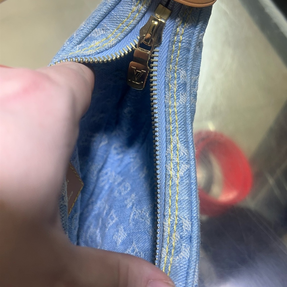 Louis Vuitton Loop Blue Denim Sky Bag - Picture 5 of 11